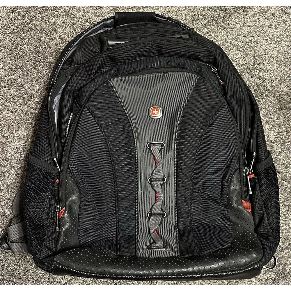 Wenger (Swiss Gear) Laptop Backpack Carrying Bag *Heavy Duty* - Damaged Handle